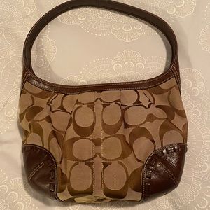 Classic Coach Hobo, gently used